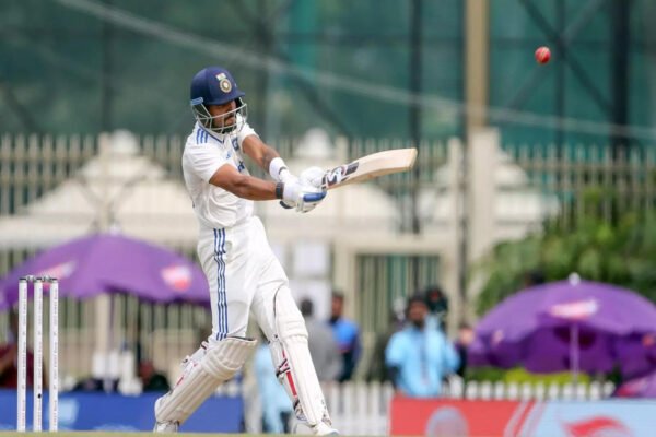India 300/5 in 85.0 Overs