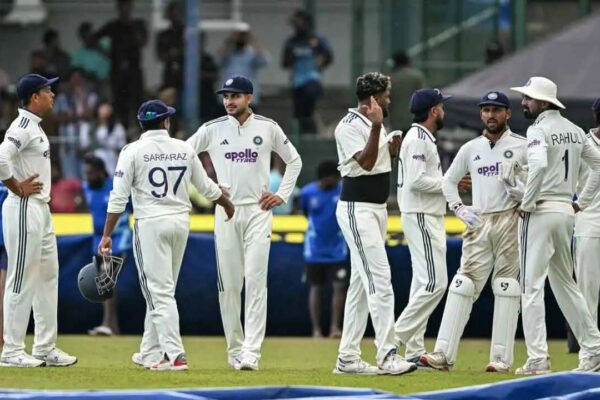 Sri Lanka 265/8 in 83.4 Overs