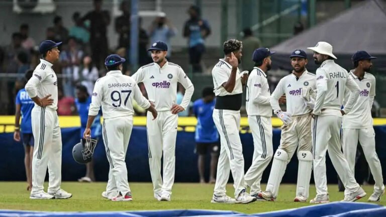 Sri Lanka 265/8 in 83.4 Overs