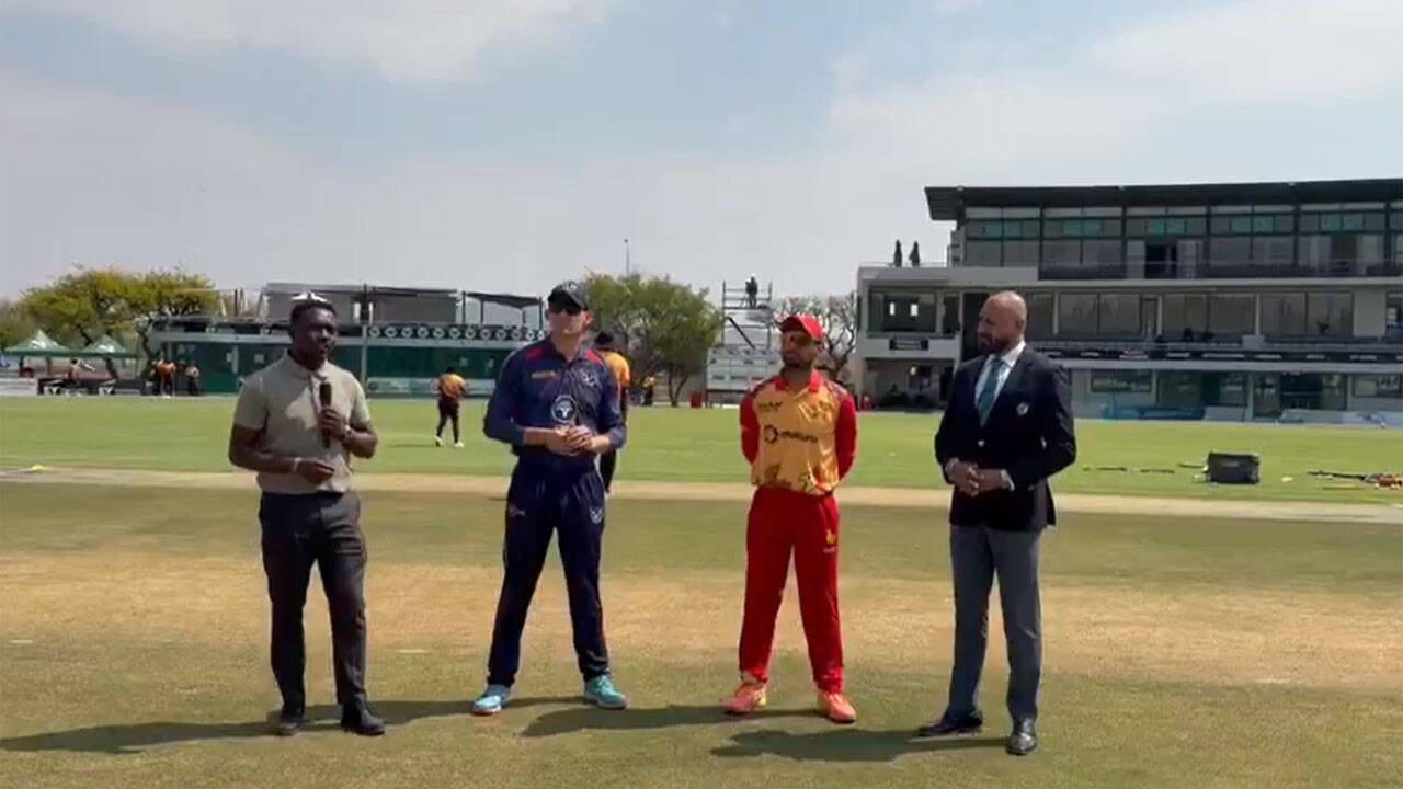 Zimbabwe 40/0 in 3.5 Overs
