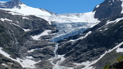 Two Belgian climbers vanished in the Alps in 1992; melting ice has finally revealed their remains 34 years later | World News