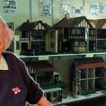 In 1932, an 8-year-old girl was gifted her first doll’s house for Christmas, then came World War 2; now the 101-year-old woman has created a dolls’ house museum