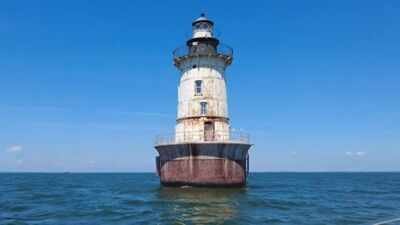 A painter paid $192,000 for a 1902 lighthouse three miles offshore; now he wants to turn the abandoned structure into a destination | World News