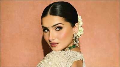 Tara Sutaria pushes away photographer’s camera as paps get too close, netizens REACT | Hindi Movie News