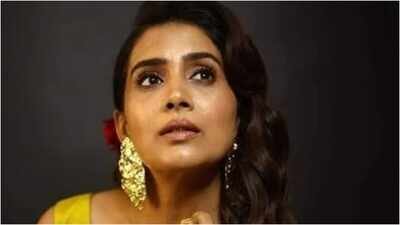 Sonali Kulkarni on actresses being typecast as mothers: ‘Heroines have children and families’; praises Aamir Khan, Saif Ali Khan |