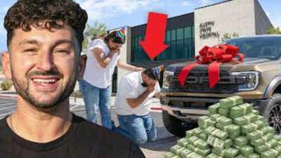 A struggling father spent his own money on a stranger’s birthday card; the gesture later raised more than $200,000 for his family | World News