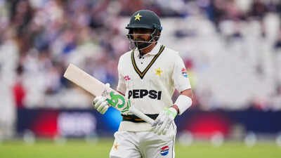 ‘Babar Azam struggles to handle captaincy’: Waqar Younis warns ‘we are losing a player’ | Cricket News