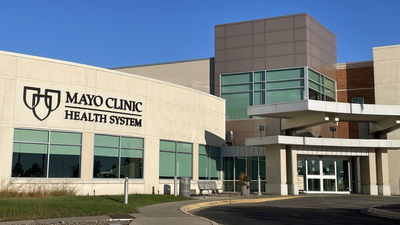 A farmer left $10.9 million to build a cancer centre; Mayo Clinic was supposed to get it only if the local hospital lost its independence | World News