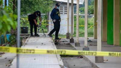 3 killed, 4 injured after fight erupts into gunfire at Detroit strip club in US