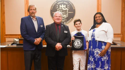 At 14, Van-Houston McMillion is already starting his sophomore year at an Alabama college; he could finish his degree before turning 16 | World News