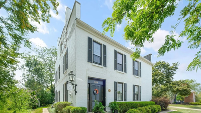 Built in Ohio in 1847, this jail stayed with one family for more than 100 years; its 6 inmate cells became pantries and closets and the 0,000 home is now under offer