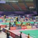 From watching Shin-chan, Doraemon and K-dramas to translating shuttlers’ words for the world: How young interpreters found their way to badminton’s biggest stage | Badminton News
