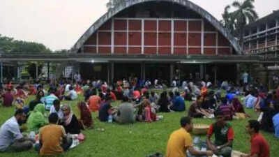 Row at Dhaka University over photos of Jinnah, Jamaat ex-chief