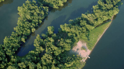 Engineers dredged 500,000 cubic yards of sand from the Mississippi River and used it to build seven islands; six years later, the $25 million McGregor Lake project has restored 270 acres of aquatic habitat and protected 22 acres of wetlands