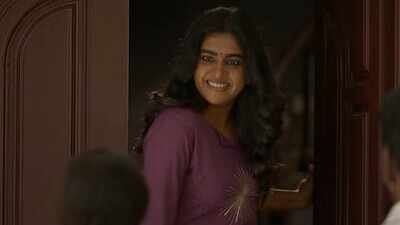 ‘Enna Vilai’ trailer: Nimisha Sajayan and Karunaas headline a gripping mystery drama revolving around a strange jewel and family in danger – Watch | Tamil Movie News