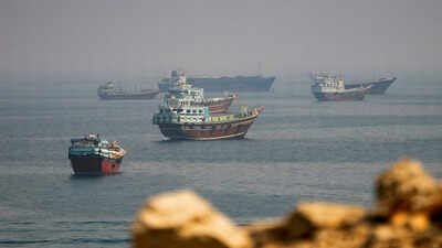 Iran ready reopen Hormuz within 7 days, negotiate if the US lifts blockade
