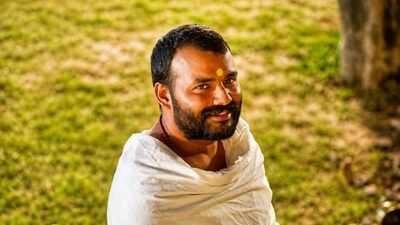 Vishal Chaturvedi: ‘Bollywood didn’t support Hanuman Ansh,’ says director Vishal Chaturvedi, show count came to 25: ‘People don’t know what is going to work, but pass on their gyaan to others, the industry is filled with confused people’ | Hindi Movie News