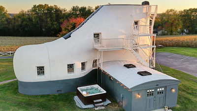 In 1949, Pennsylvania shoe salesman Mahlon Haines built a 25-foot-tall work-boot house for ,000; after falling into ruin, his granddaughter restored it and guests can now sleep inside