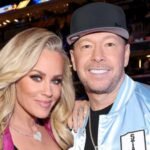 After 11 years, Jenny McCarthy and Donnie Wahlberg put their Illinois retreat up for sale at .8 million |