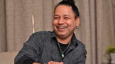 Kailash Kher on Samay Raina-Sharon Verma controversy; says people should know how to laugh and make others laugh | Hindi Movie News