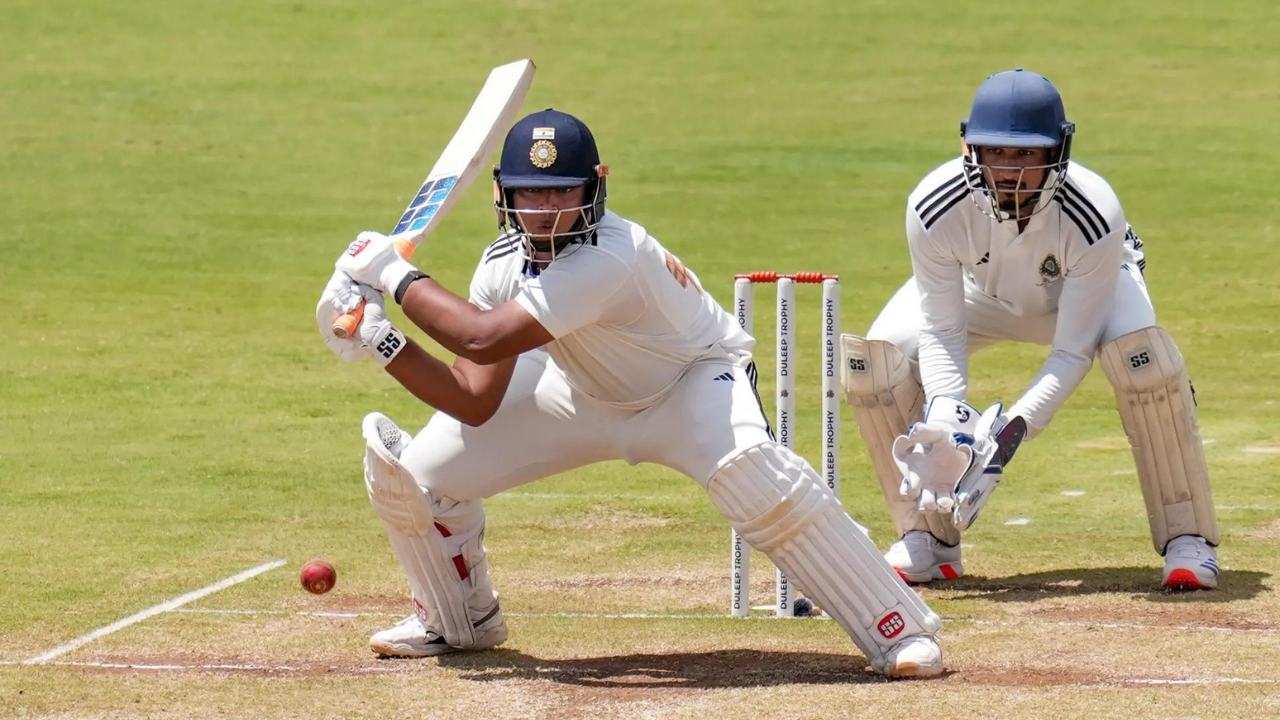 East Zone 3/0 in 0.5 Overs