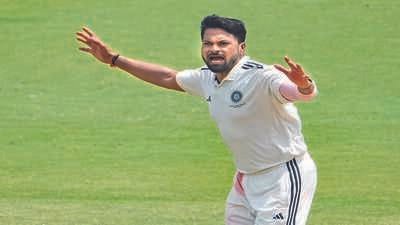 Duleep Trophy final: Mukesh Kumar, Mohammed Shami help East take control | Cricket News