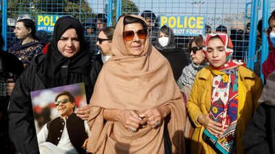 Kasim Khan: ‘Broke into house, forced them into vehicles’: Imran Khan’s son alleges aunts, cousins ‘abducted’ in Pakistan