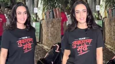 Preity Zinta wears ‘Team Tukaram Mundhe’ t-shirt as she promotes ‘Vibe’, netizens react |