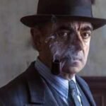 In 2006, Rowan Atkinson spent GBP 2.6 million to create his own glass mansion; 16 years later, the actor finally came back home |