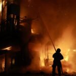 How Russia, Ukraine traded strikes overnight on oil, energy sites as Zelenskyy visited US – videos
