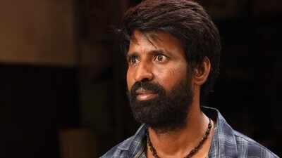 Soori: ‘I was standing with just a towel,’ ‘Mandaadi’ actor Soori recalls painful set incident that hurt him deeply | Tamil Movie News