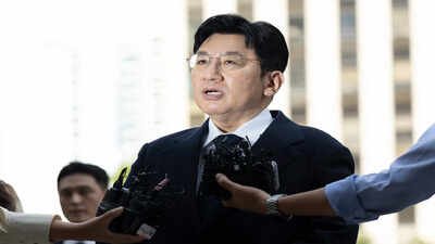 South Korean police seek indictment of Bang Si-hyuk, K-pop mogul behind BTS, over alleged investor fraud |