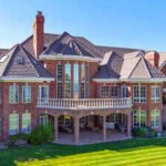 An Idaho riverfront mansion previously asking .86 million goes to auction without reserve on September 17; its owner has pledged the sale proceeds 50:50 to St. Jude and Mayo Clinic