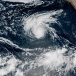 Hurricane Lowell holds Category 4 strength as Hawaii braces for a close call
