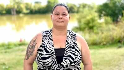 Winnipeg Drowning Rescue: A Winnipeg woman saw a child drowning in the river; when the father jumped in and began sinking too, she pulled out both and performed CPR until her arms gave out, says, ‘I don’t feel like a hero’