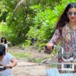 Yash takes break with wife Radhika Pandit and kids after ‘Toxic’ run; shares quiet beach holiday moments | Kannada Movie News