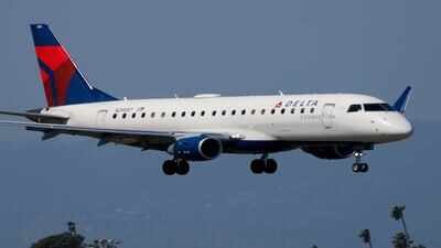 Israel-bound Delta flight from New York evacuated after bomb threat, nothing found