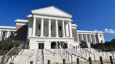 A Florida couple’s marriage lasted just 249 days, but the husband was ordered to pay $2,675.87 a month in support for nine months; an appeals court has now overturned that alimony award