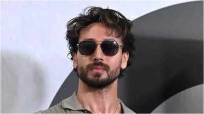 Tiger Shroff firing incident: ‘I just saw blood spots,’ says Karan Veer Mehra, who was playing football with the actor before the attack; Aparshakti Khurana, Abhimanyu Dassani and others were also on the ground when shots were fired | Hindi Movie News