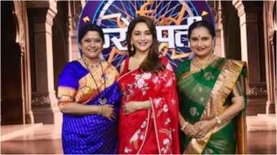 Madhuri Dixit reunites with Renuka Shahane and Priya Berde, recalls how Sooraj Barjatya’s new shoes turned into ‘mojaris’ on ‘Hum Aapke Hain Koun’ sets: ‘After fifteen days, they would loosen up even more’ | Hindi Movie News