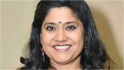 Renuka Shahane reacts to Tiger Shroff firing incident, calls it a ‘very scary thing’ and warns that people may feel unsafe leaving their homes: ‘This should be destroyed from the roots’ |