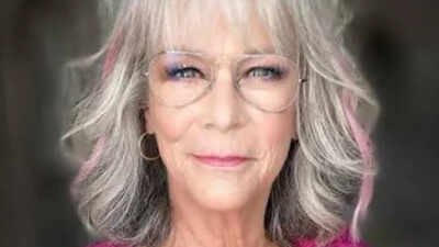 ‘Weird to see the past in the present’: Jamie Lee Curtis revisits an old interview clip and says bleach destroyed her hair at the time |