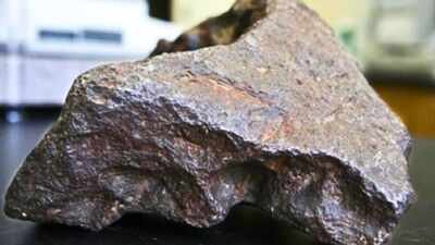 A 10.22-kg rock used as a Michigan barn doorstop for decades was identified as a new iron meteorite |