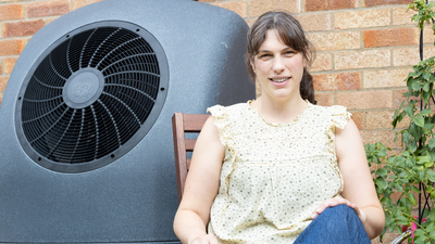 A Milton Keynes family spent years limiting heating; 17 solar panels, a battery and heat pump now give them five years of zero energy bills﻿ | World News