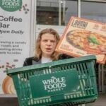 A New York entrepreneur pitched his high-protein lupini bean pizzas to stores from a Citi Bike; after launching in 2025, his brand Loopini surpassed 0,000 in revenue by April 2026 | World News