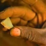 A tiny green pottery shard links Great Zimbabwe to China; glass beads reveal the medieval African city’s far-reaching trade networks | World News