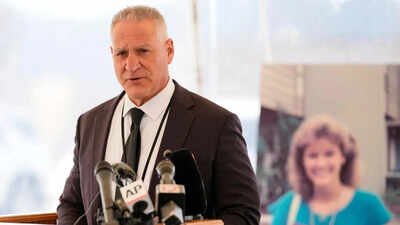 Tennessee prison chief Frank Strada resigns after Christa Pike’s botched execution; governor orders review