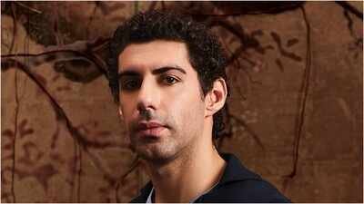 Jim Sarbh recalls accidentally hitting Sonam Kapoor in the mouth with a gun on his first day of ‘Neerja’ shoot, says she was ‘such a sport’ about the incident: ‘I will never forget that intensity and panic’ | Hindi Movie News