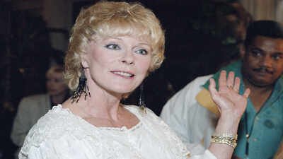 Elke Sommer, German-born star of ‘A Shot in the Dark’ and ‘Pink Panther’ fame, passes away at 85 |