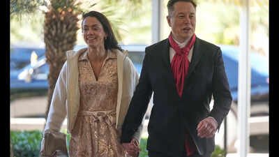 Did Elon Musk and Shivon Zilis break up? ‘It’s hard to go from in love to let go in a week wih no warning’